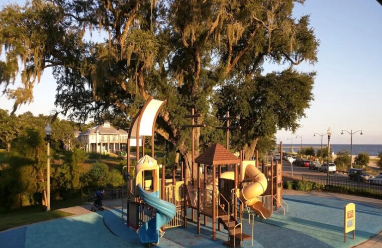 Fort Maurepas Park - ratio